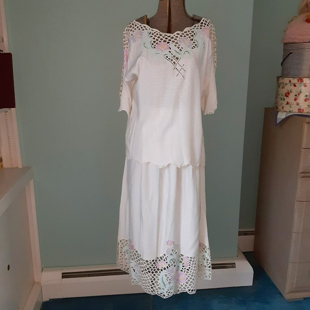 VINTAGE 1970'S BALI EMERALD 100% RAYON SKIRT & BLOUSE BOHO CREAM OPEN CUT WORK